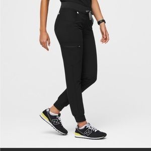 xxs figs joggers